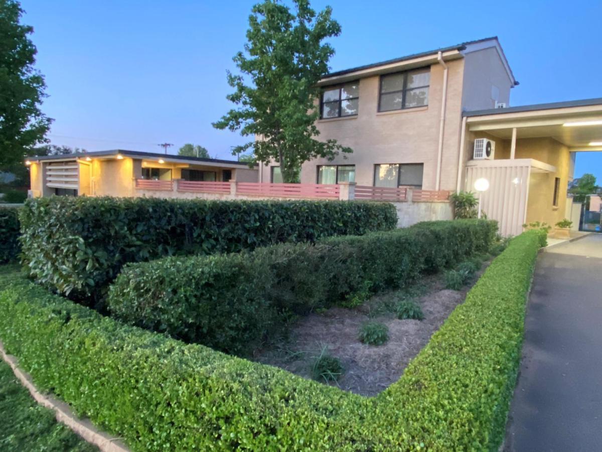 Country Gardens Motel Coonabarabran Exterior photo