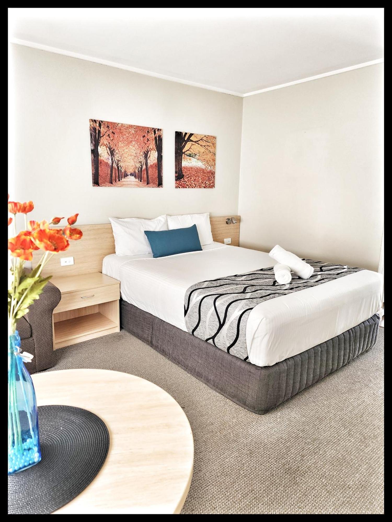 Country Gardens Motel Coonabarabran Exterior photo