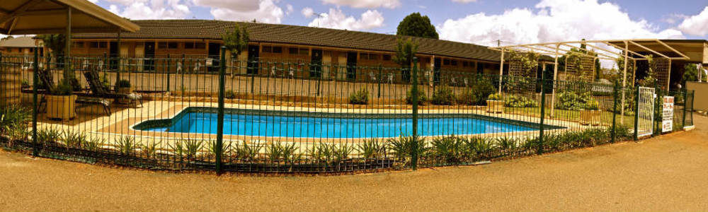 Country Gardens Motel Coonabarabran Exterior photo